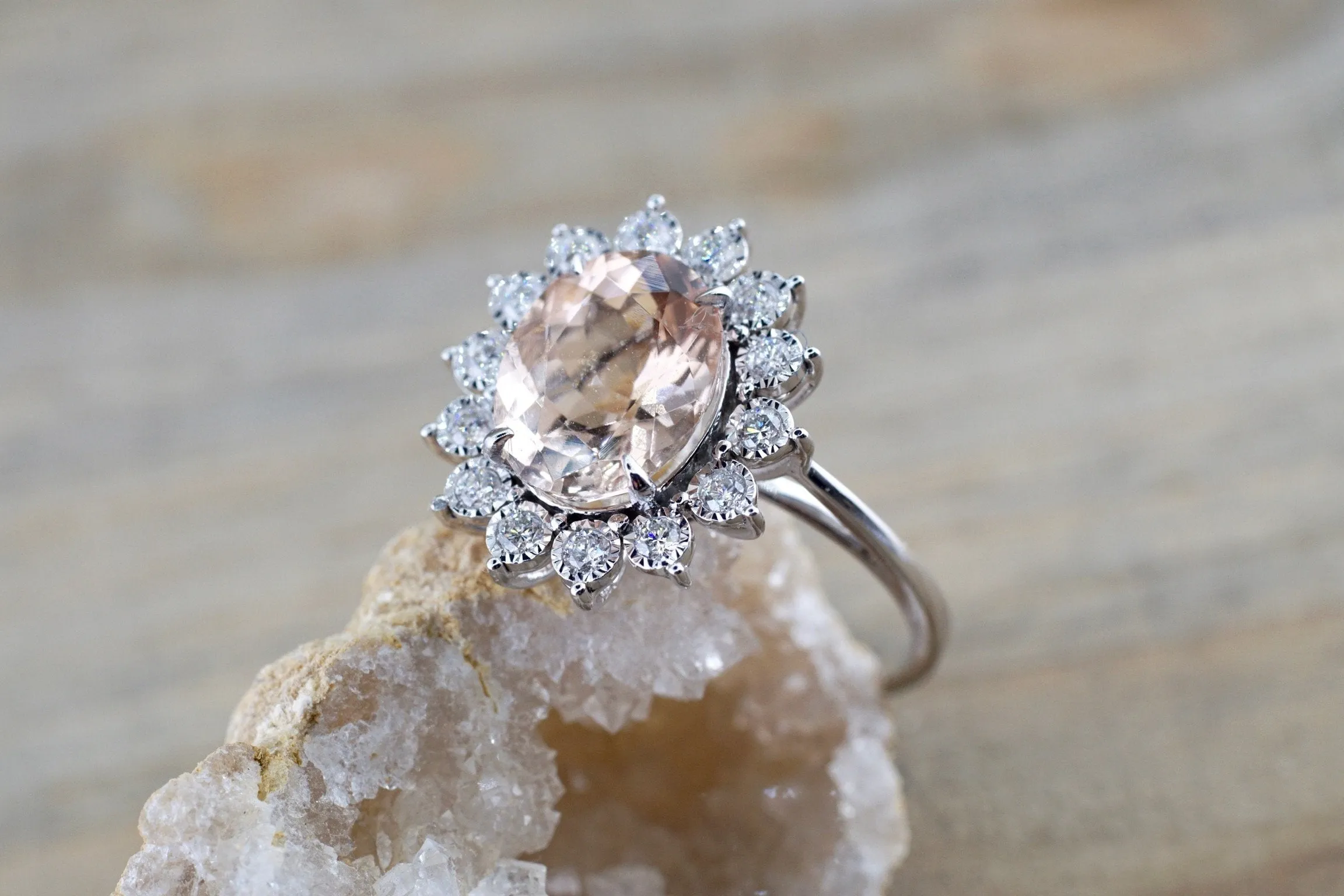 14k White Gold Oval Cut Morganite Diamond Vintage Halo Engagement Ring 10x8