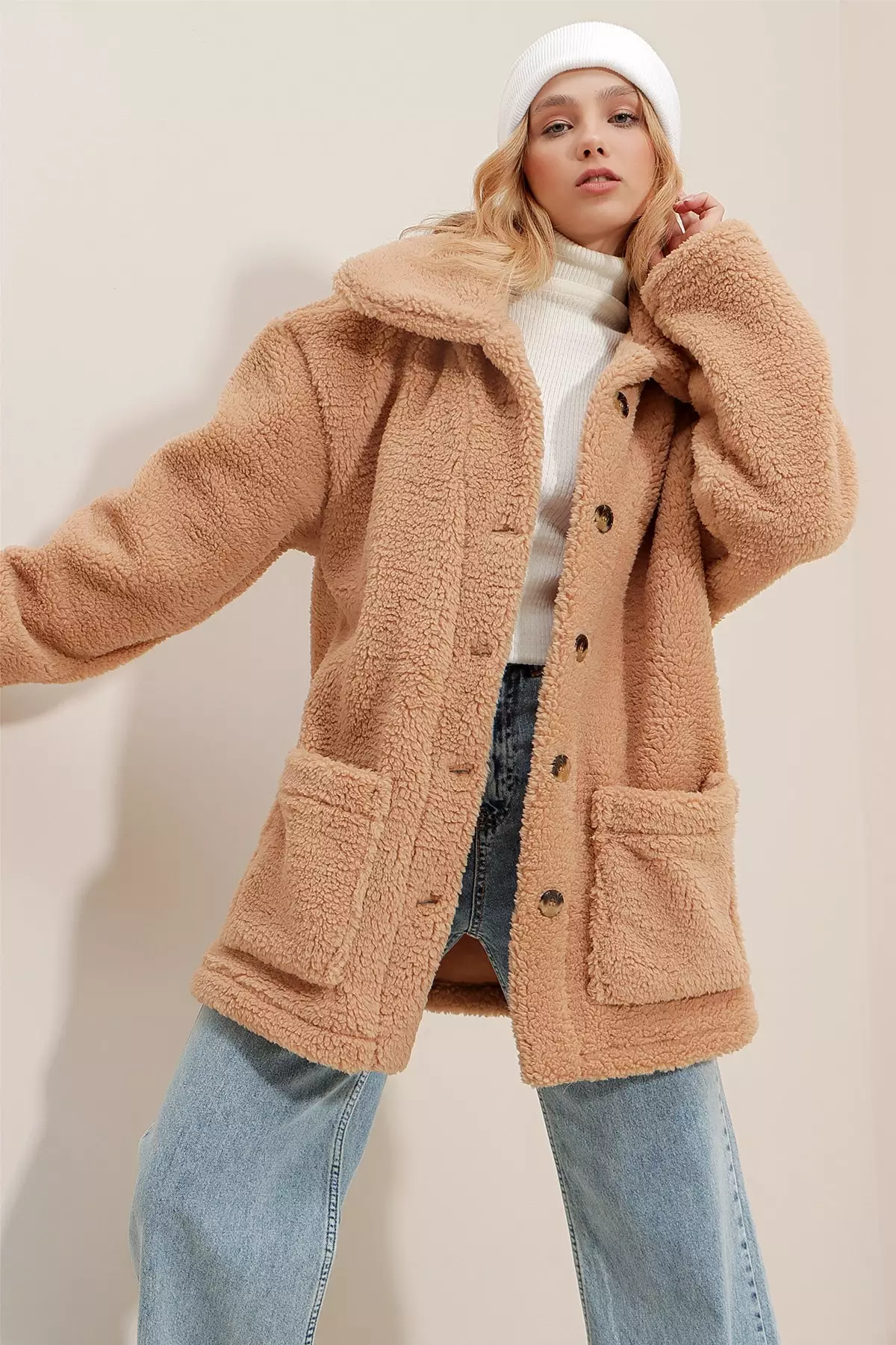 Alacati Double Pocketed Plush Coat