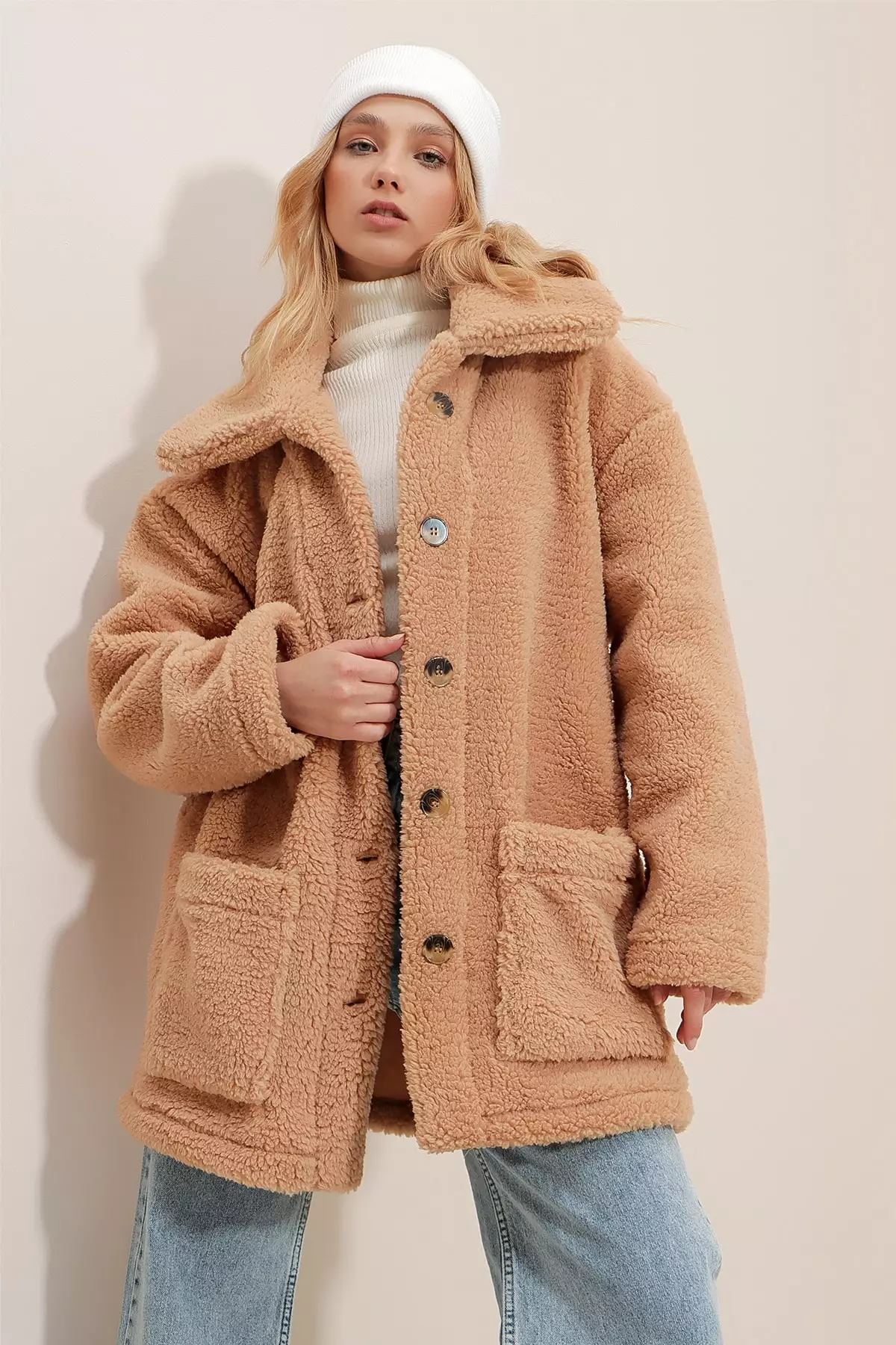 Alacati Double Pocketed Plush Coat