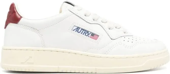 Autry Medalist leather sneakers White