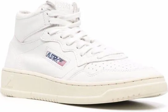 Autry Medalist logo-patch lace-up sneakers White