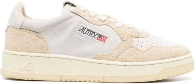 Autry Medalist low-top sneakers Neutrals