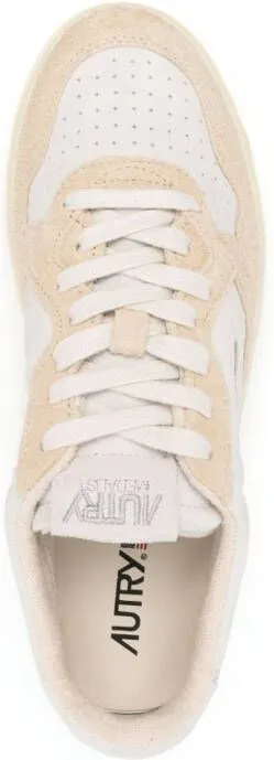 Autry Medalist low-top sneakers Neutrals