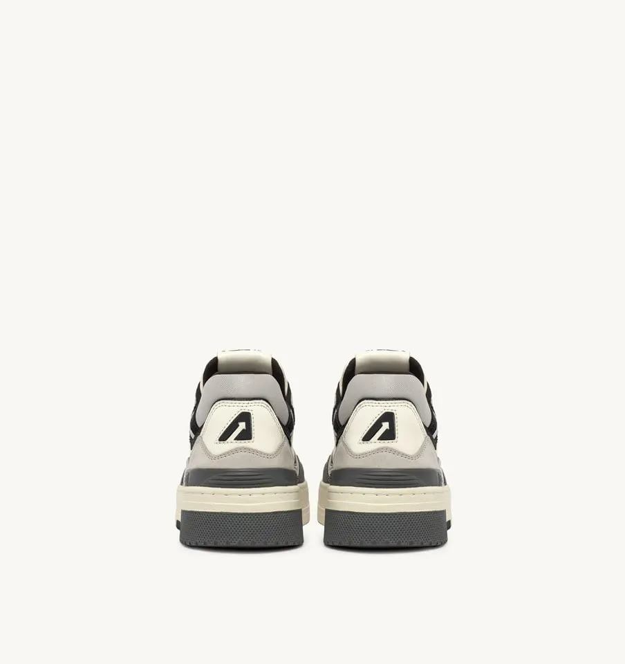 AUTRY NEW ARRIVALS MAN MANCLC LOW SNEAKERS IN GRAY AND BLACK SUEDE AND NABUCK