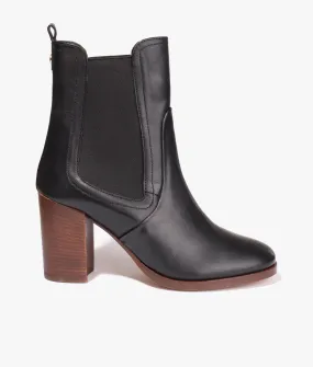 Daphina leather heeled chelsea boot in black