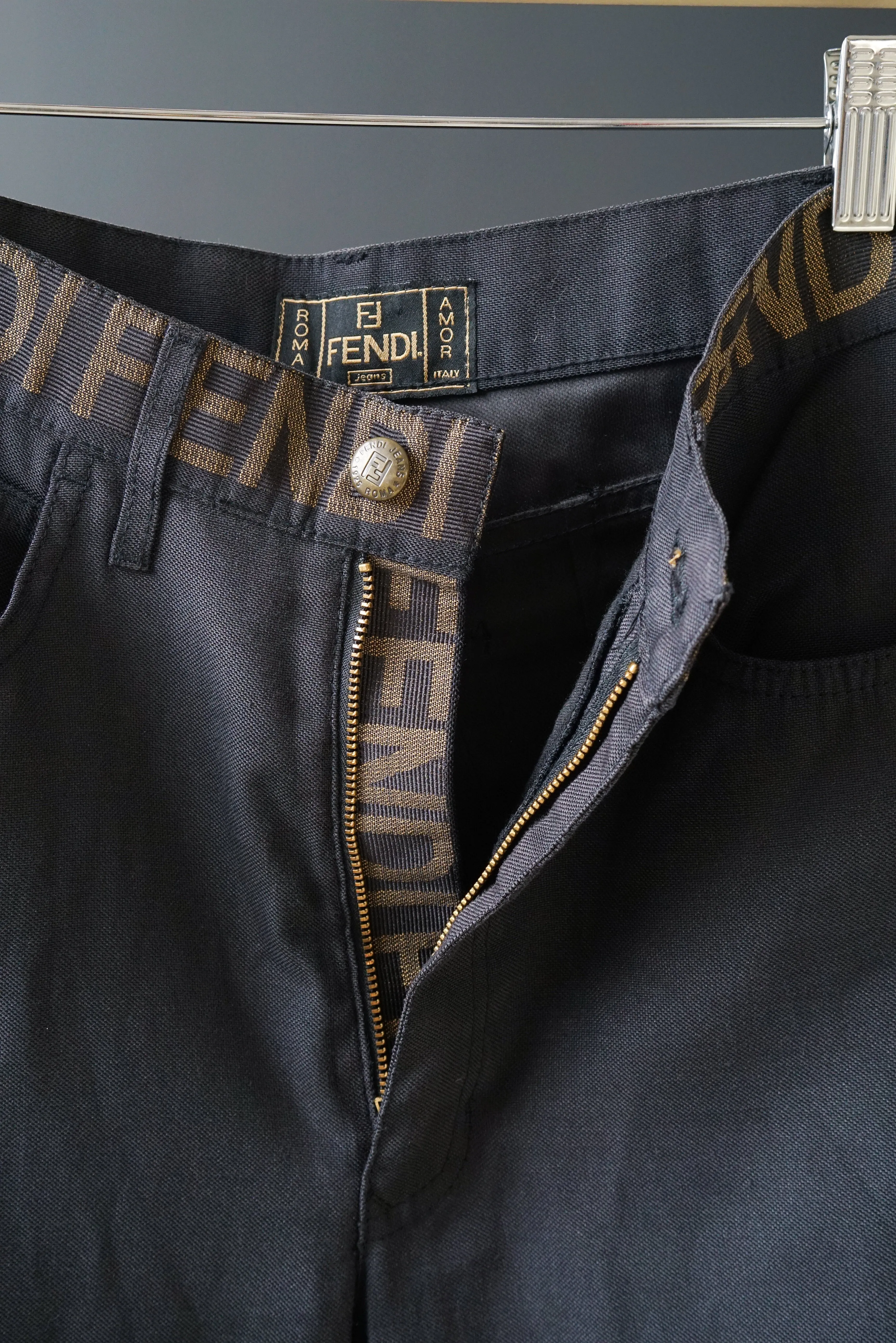 Fendi jeans noir vintage 90s