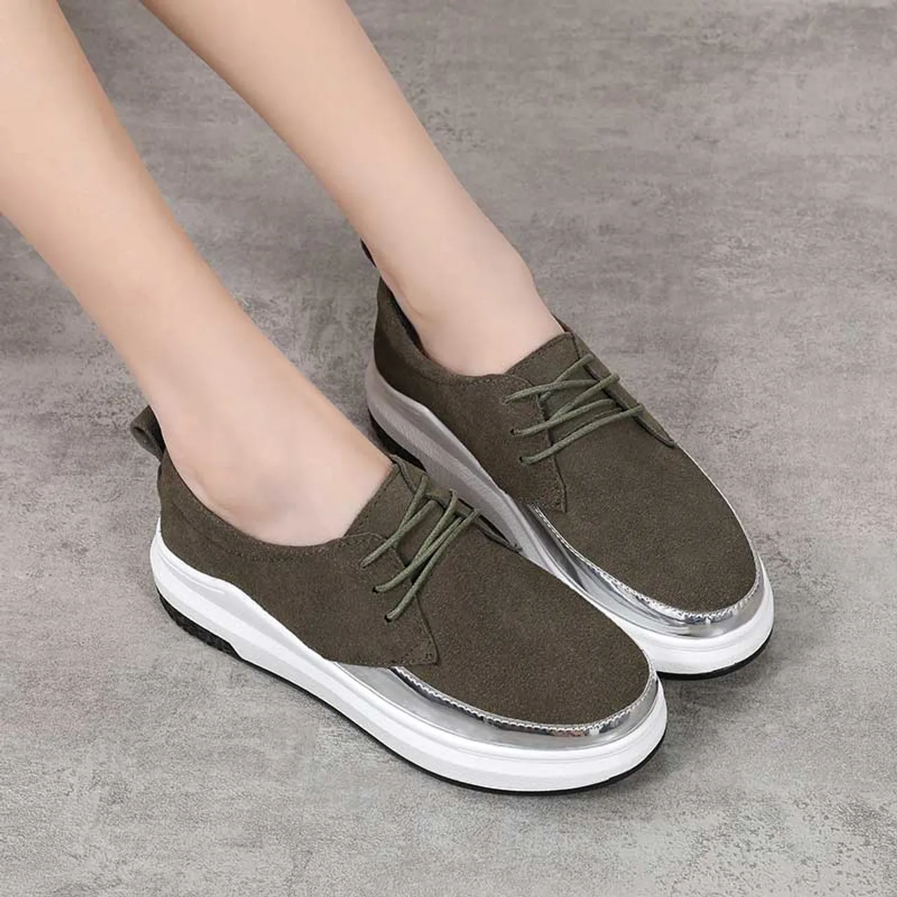 Green patent suede casual shoe sneaker