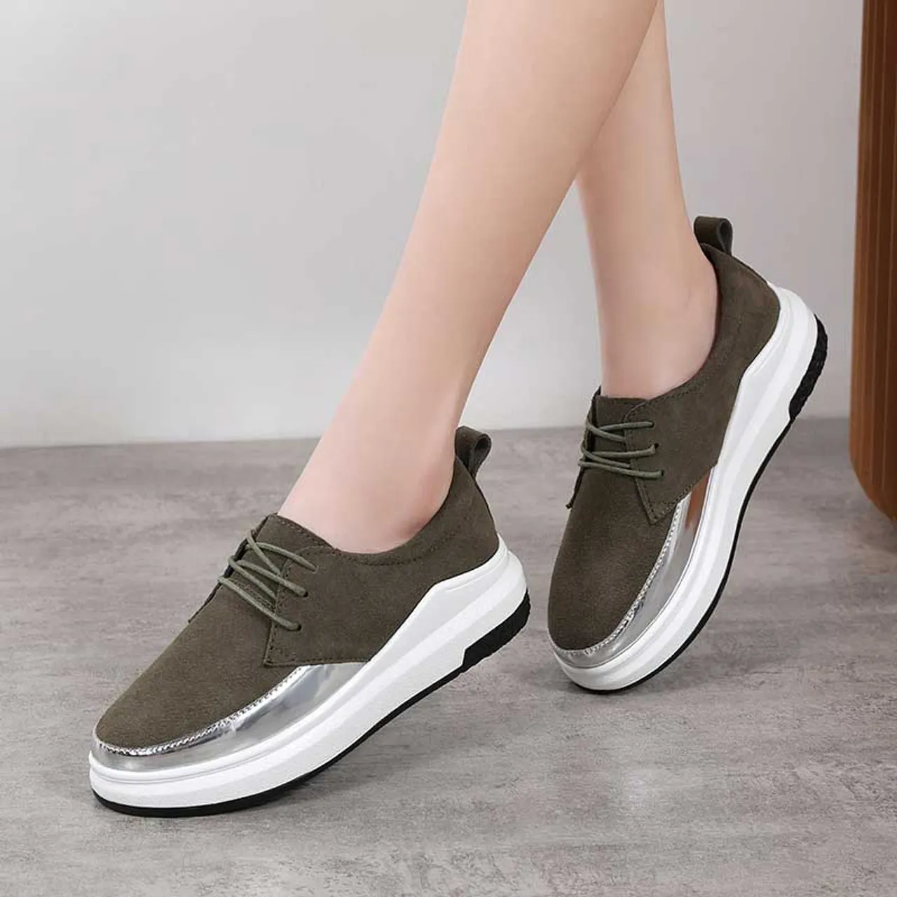 Green patent suede casual shoe sneaker