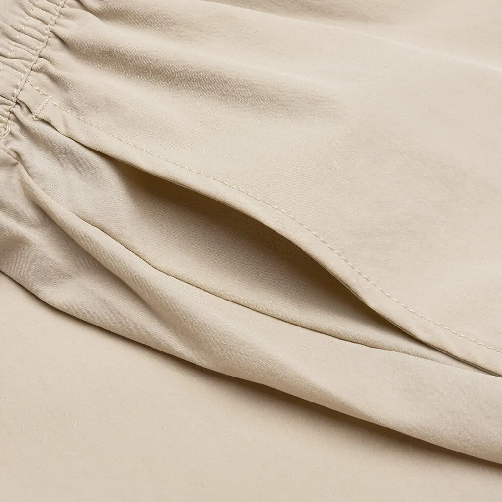 Hybrid Shorts - Cream