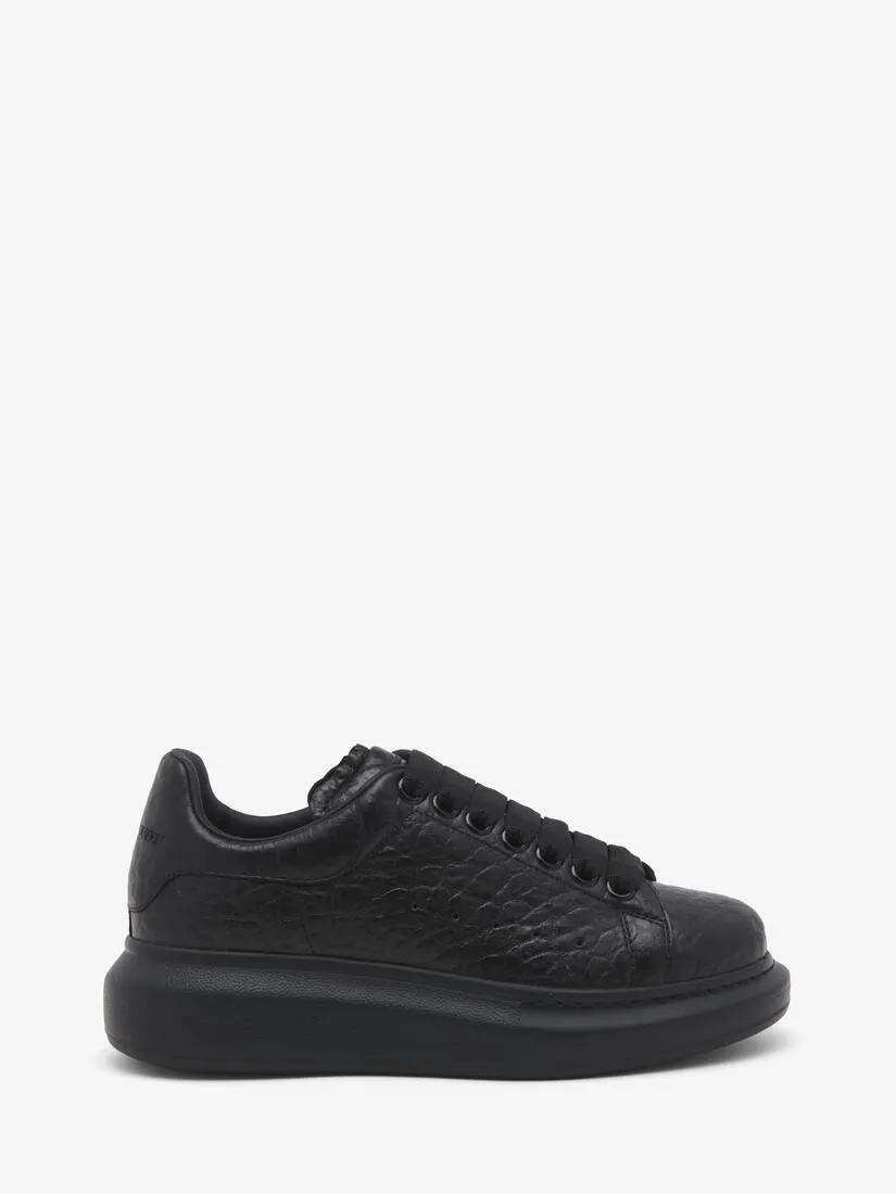 Men's Oversized Sneaker in Black