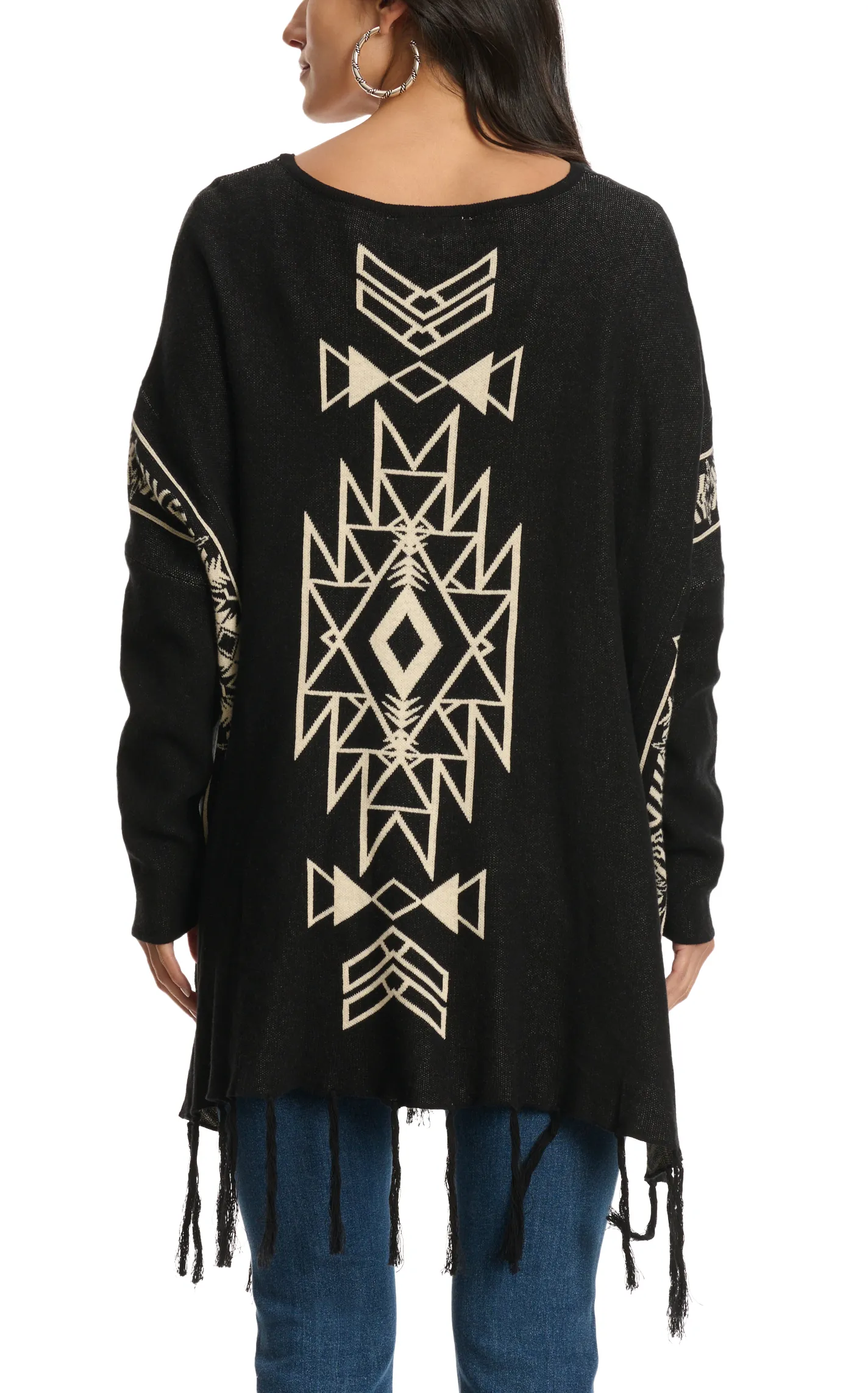 Panhandle Women's Black & White Aztec Print Tasseled Sweater