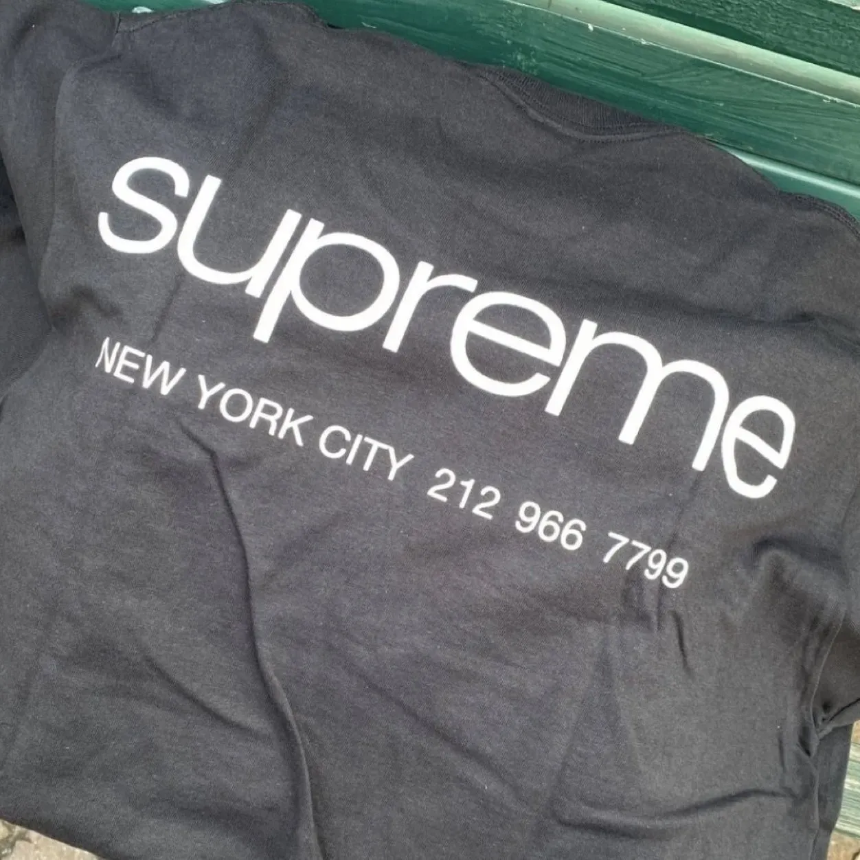 Supreme  |Unisex Street Style Skater Style T-Shirts