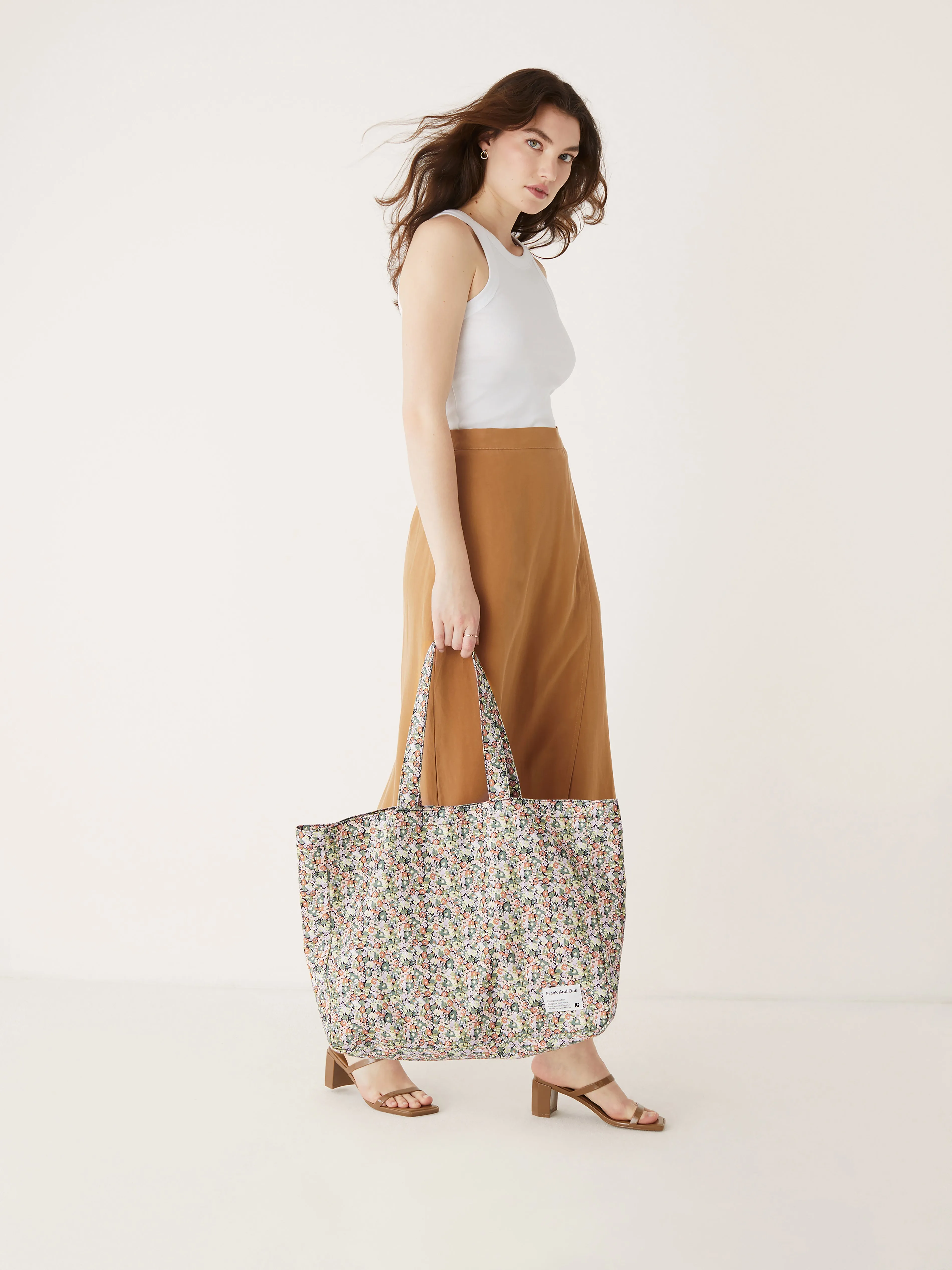 The Beach Tote Bag in Ginger