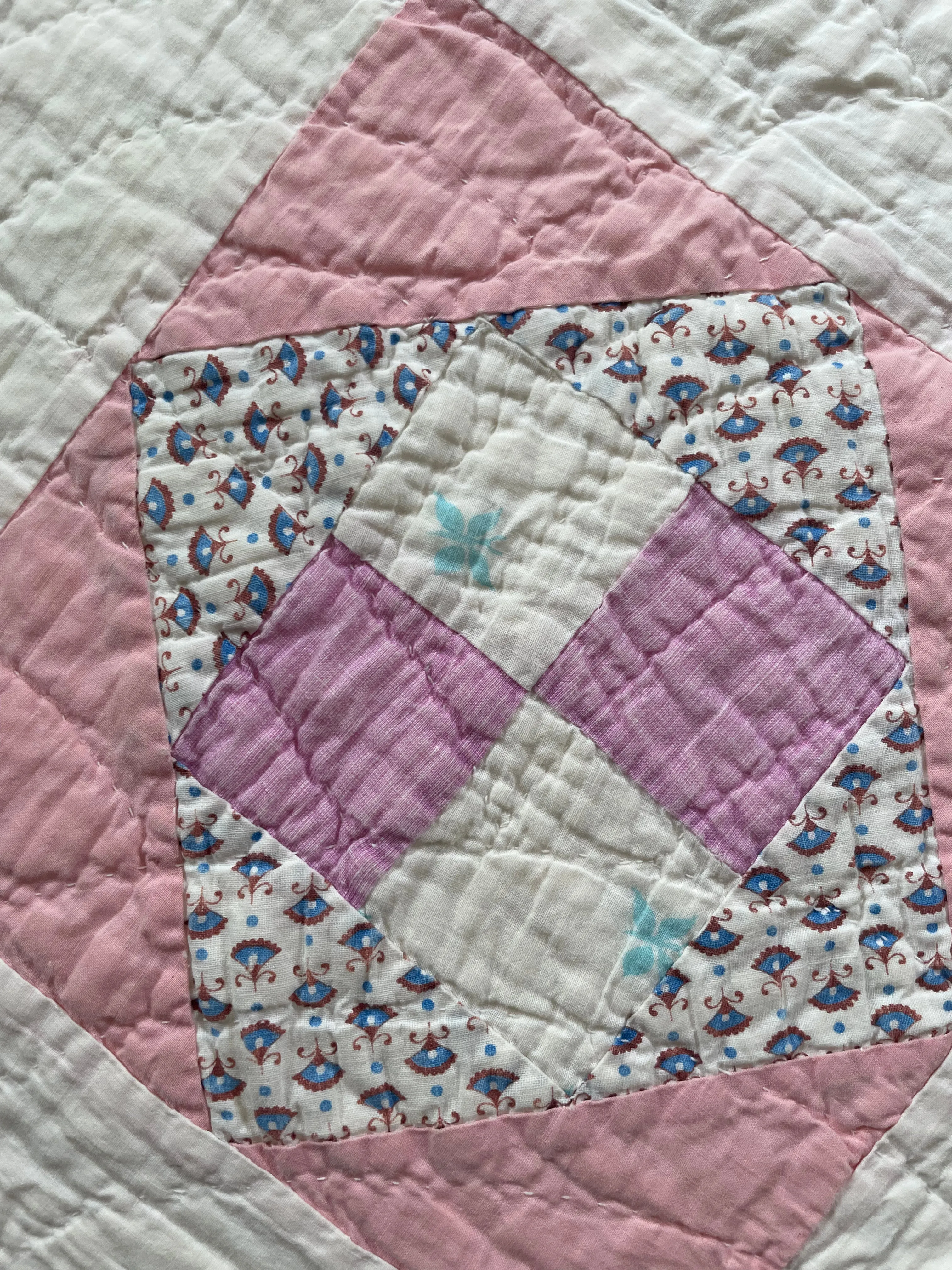 Vintage Hourglass Quilt